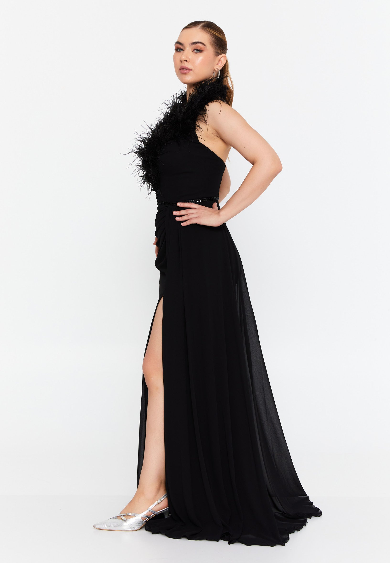 Sleeveless Maxi Chiffon Mermaid Regular Wedding Guest Dress omn040