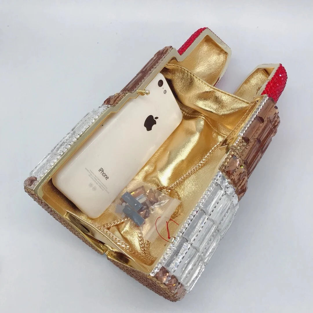 Lippy Lips - Clutch